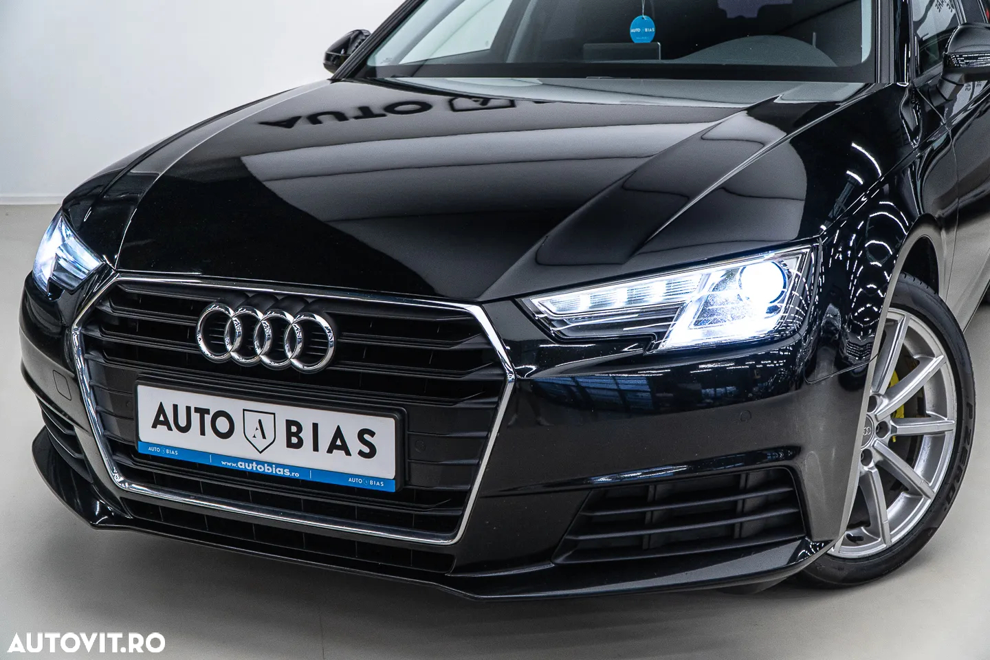 Audi A4 Avant 2.0 TDI S tronic - 10