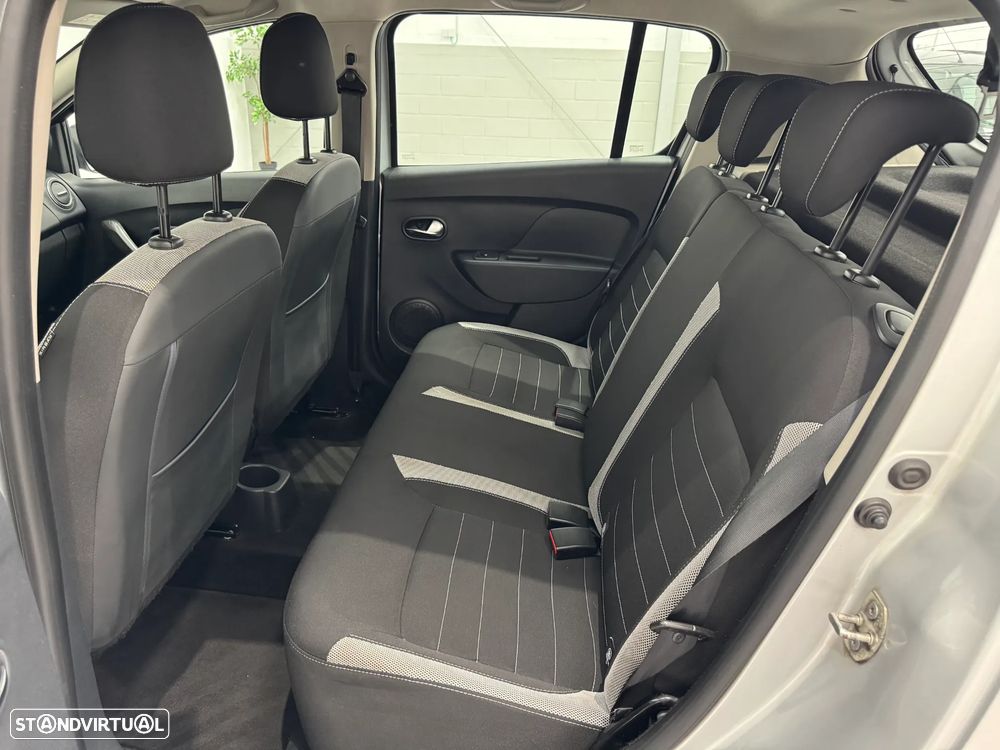 Dacia Sandero 1.5 dCi Stepway - 27