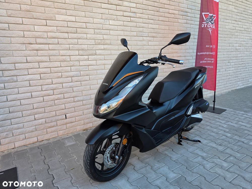 Honda PCX - 9