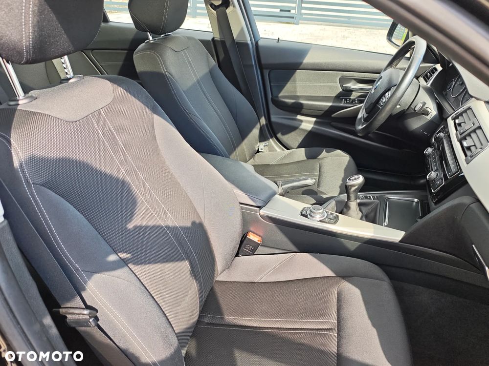 BMW Seria 3 - 13