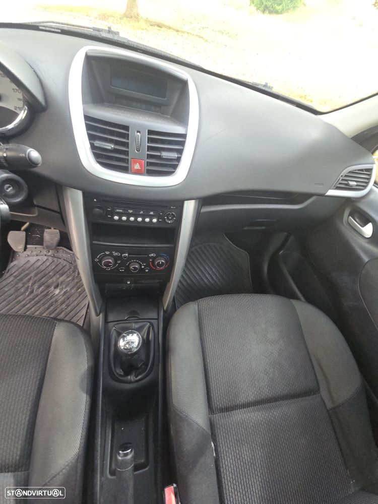 Peugeot 207 SW 1.4 Urban - 20