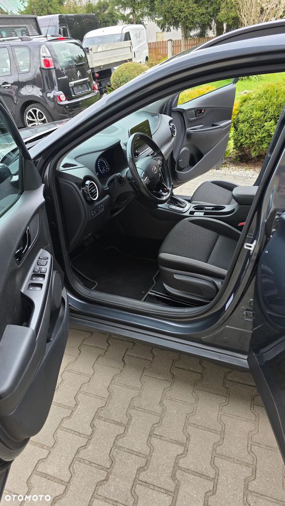 Hyundai Kona 1.6 T-GDI DCT Unique+ - 11