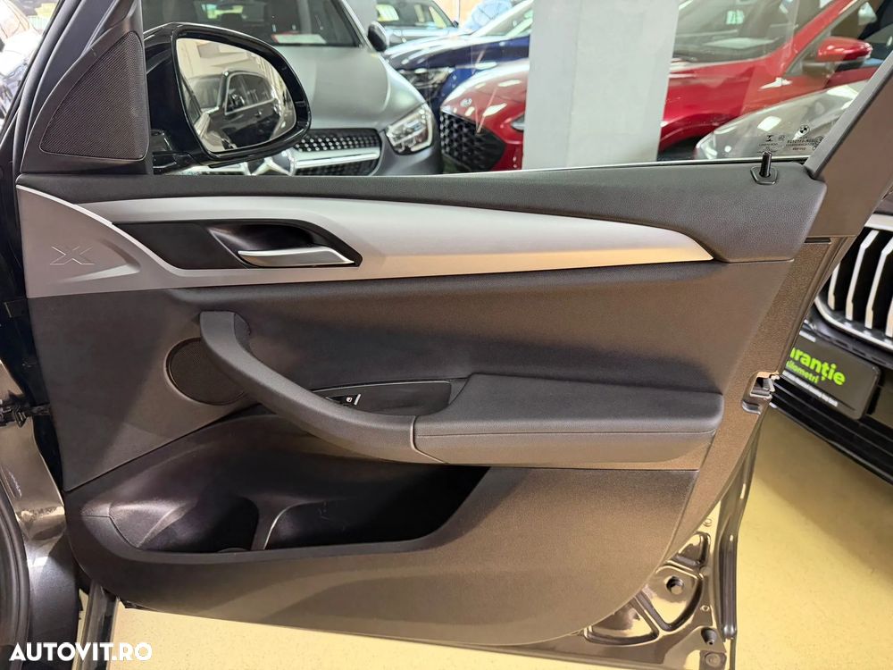 BMW X3 xDrive30e Aut. Advantage - 17