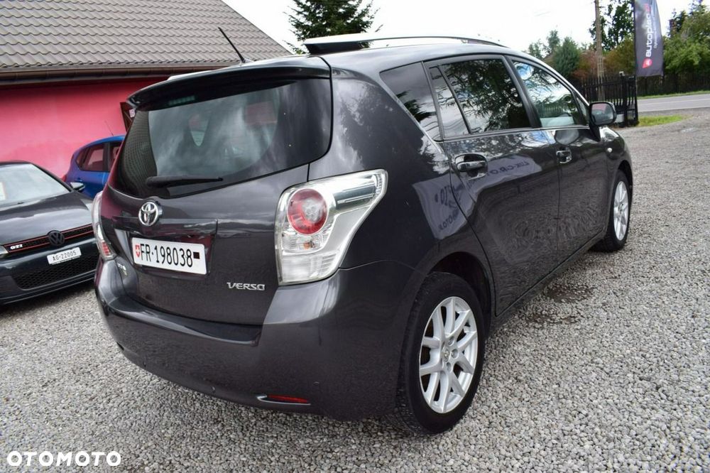 Toyota Verso - 4
