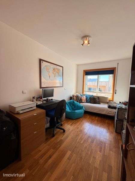 Apartamento T2 c/ garagem Porto Ramada Alta - Grande imagem: 5/12
