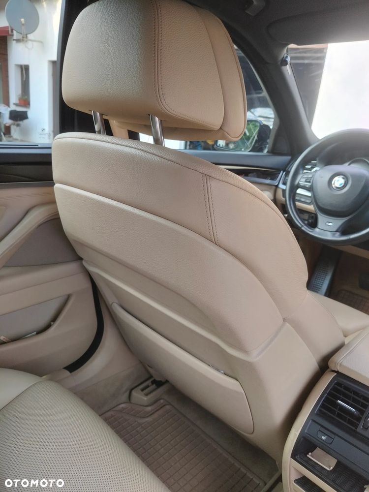 BMW Seria 5 535d xDrive - 10