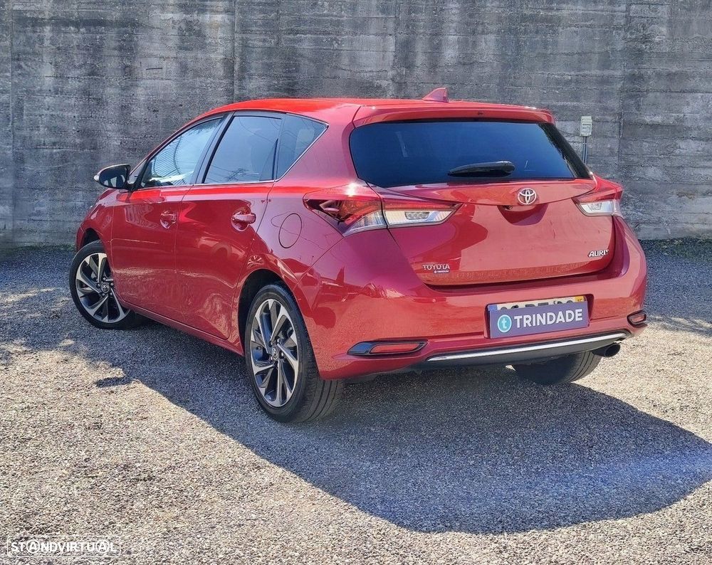 Toyota Auris 1.2T Exclusive - 3