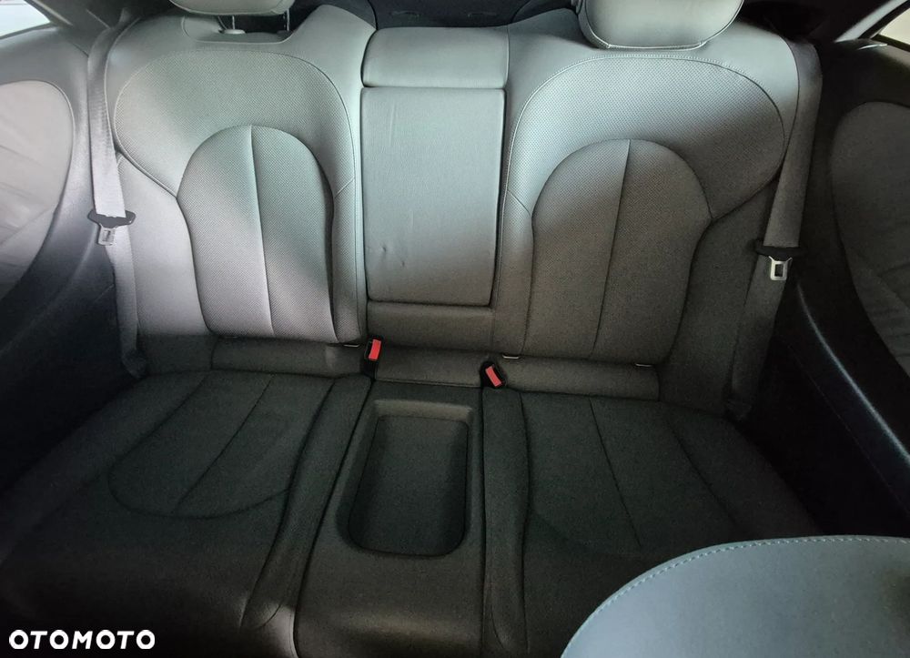 Mercedes-Benz CLK 350 Avantgarde - 29