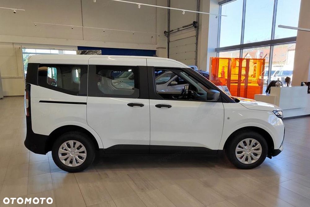 Ford Tourneo Courier - 8