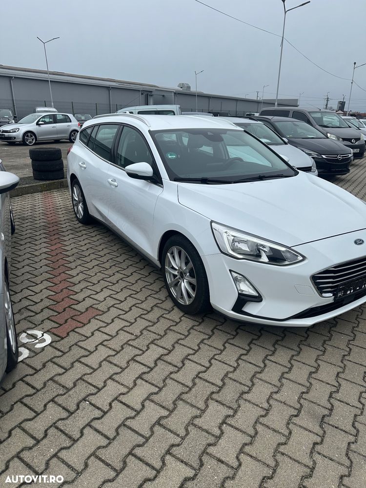 Ford Focus 1.5 EcoBlue Start-Stopp-System COOL&CONNECT - 2