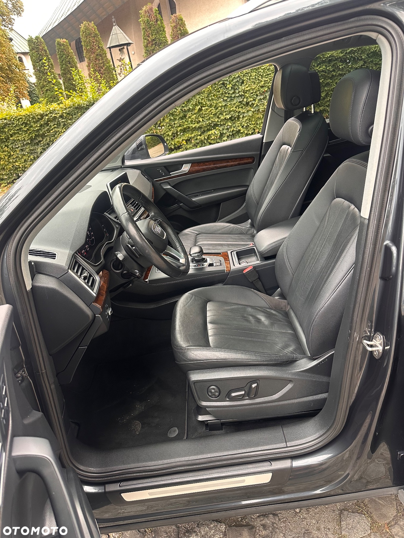Audi Q5 2.0 TFSI quattro S tronic design - 12