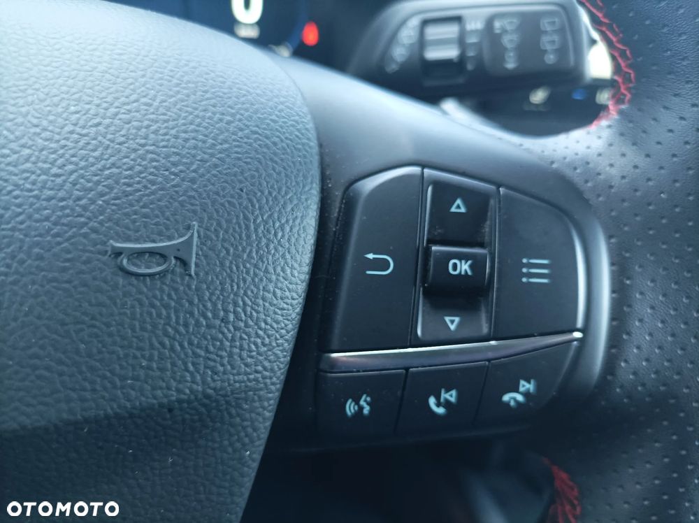 Ford Focus 1.0 EcoBoost mHEV ST-Line X - 19