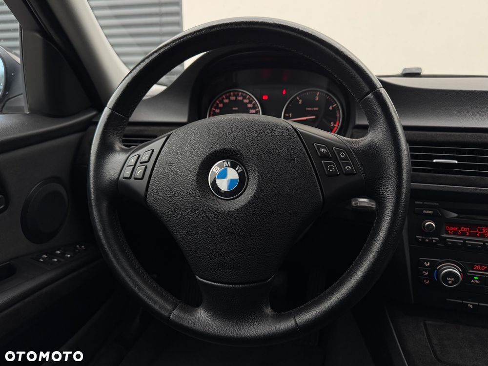 BMW Seria 3 325d DPF - 10