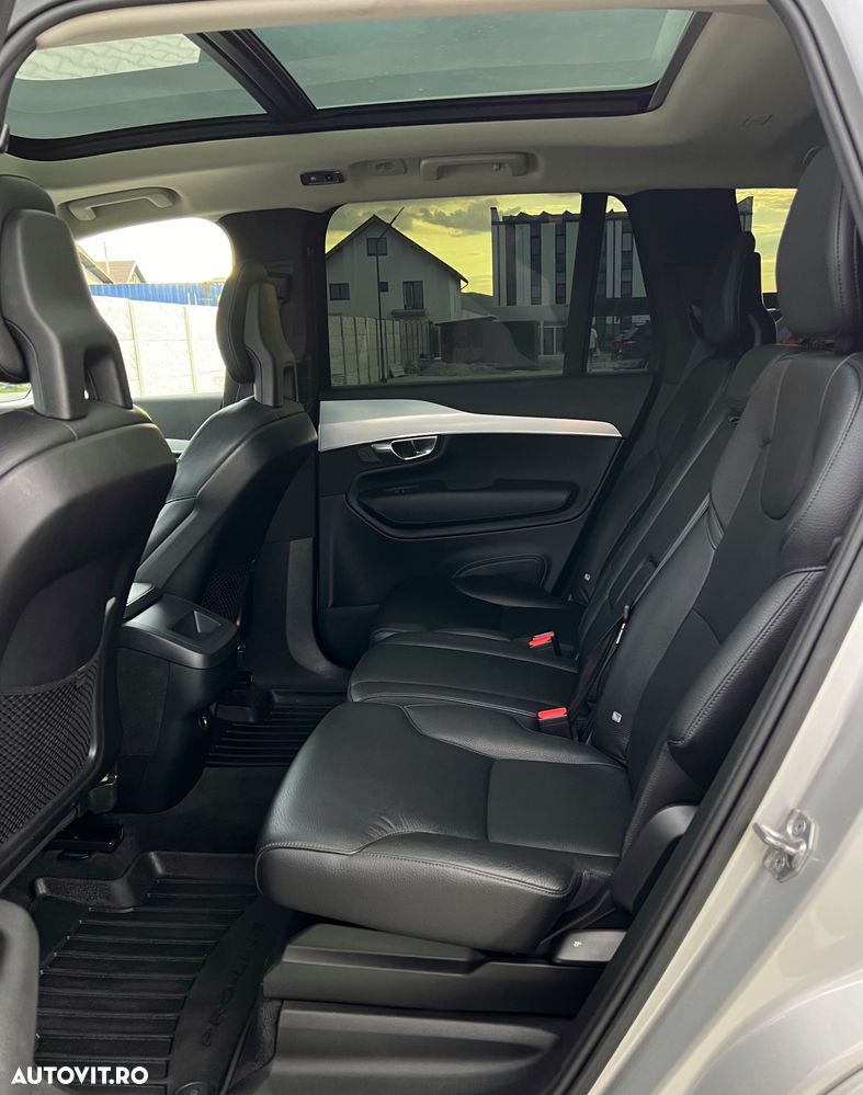 Volvo XC 90 D5 AWD Momentum - 14
