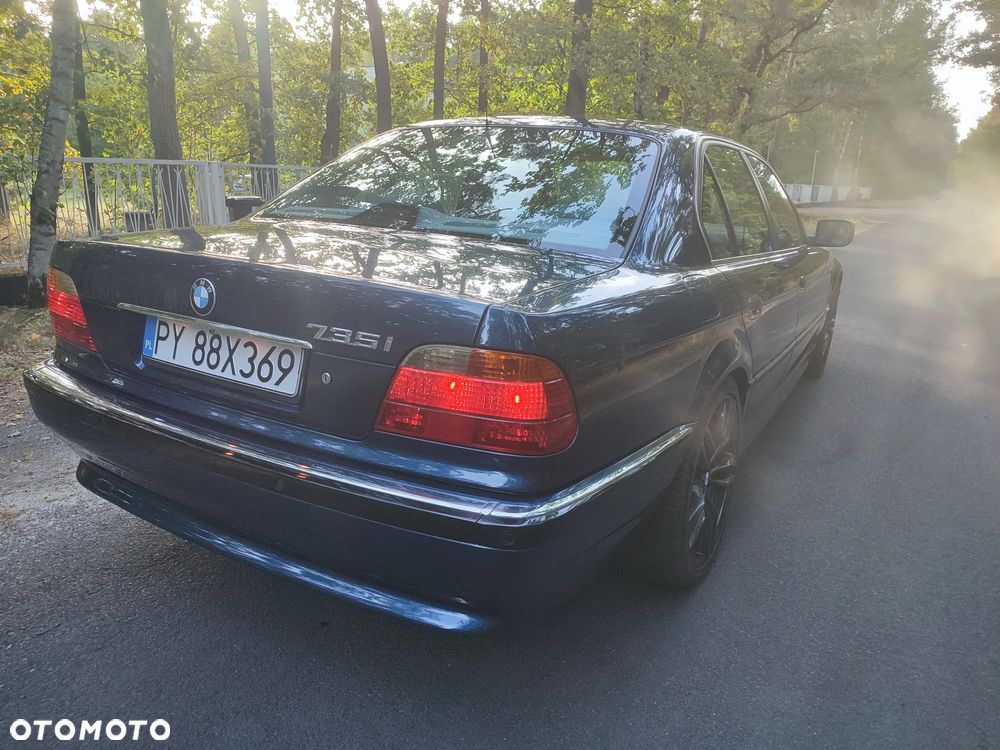 BMW Seria 7 735i - 5