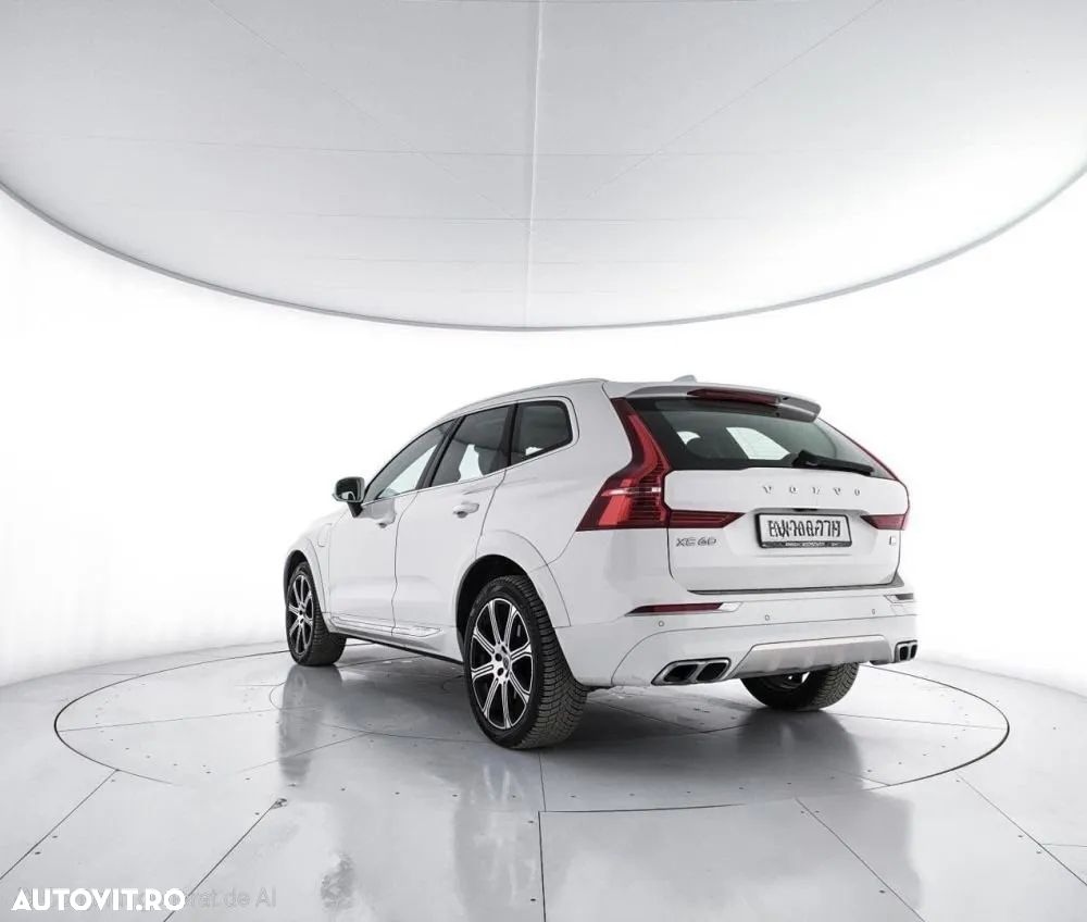 Volvo XC 60 T6 AWD Recharge Geartronic Inscription Expression - 6