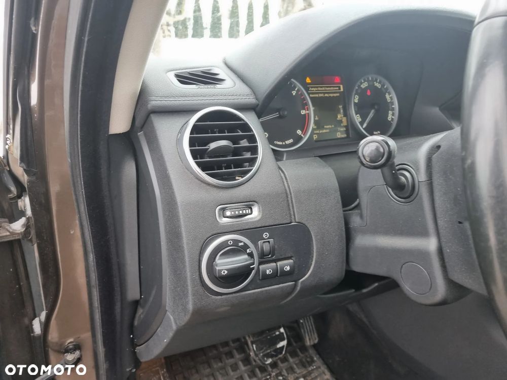 Land Rover Discovery - 10