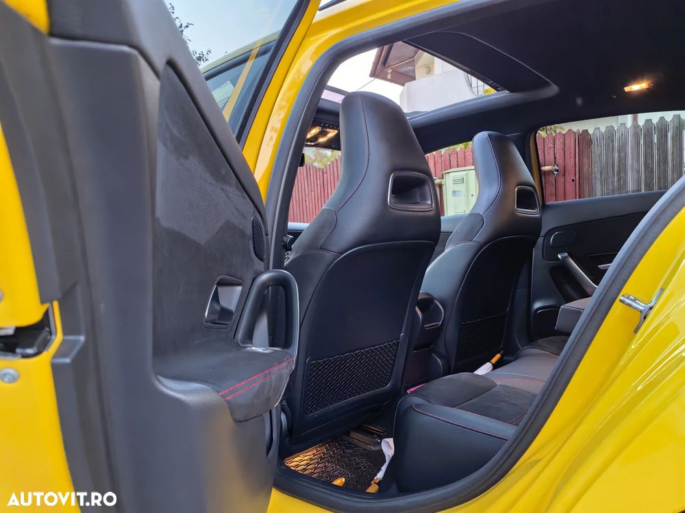 Mercedes-Benz A - 22