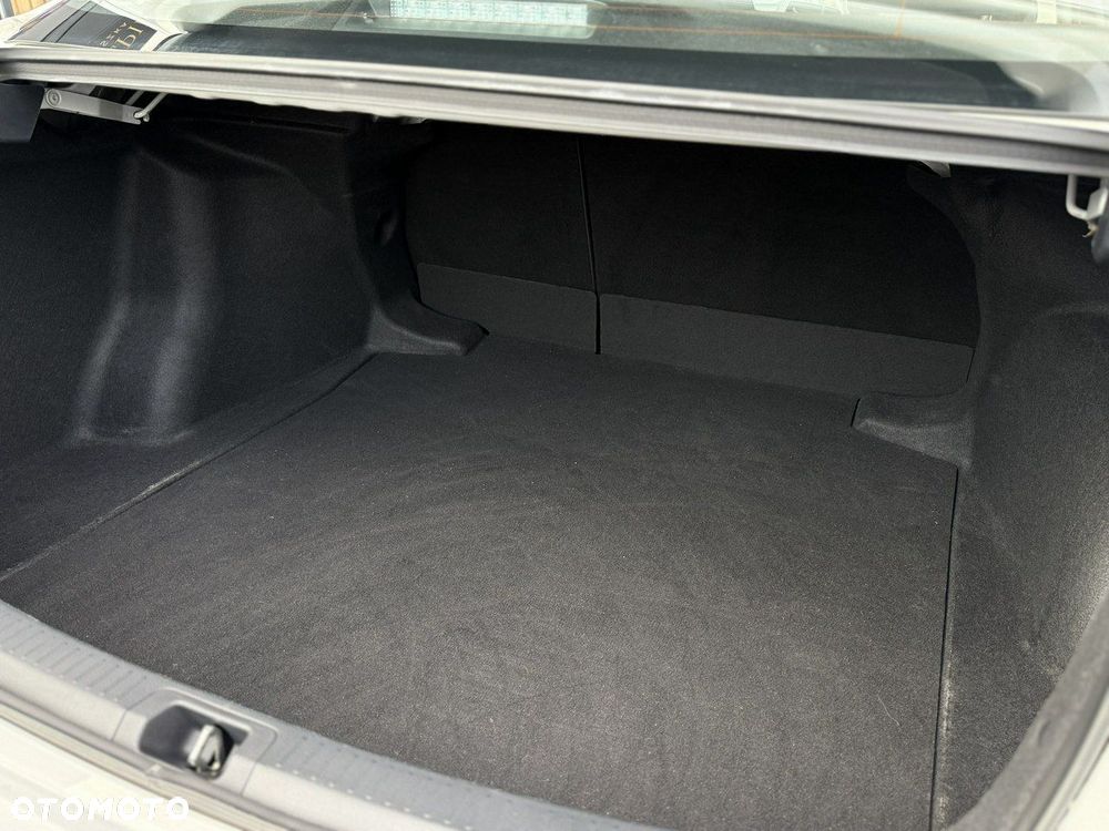 Toyota Corolla 1.5 Comfort MS - 38