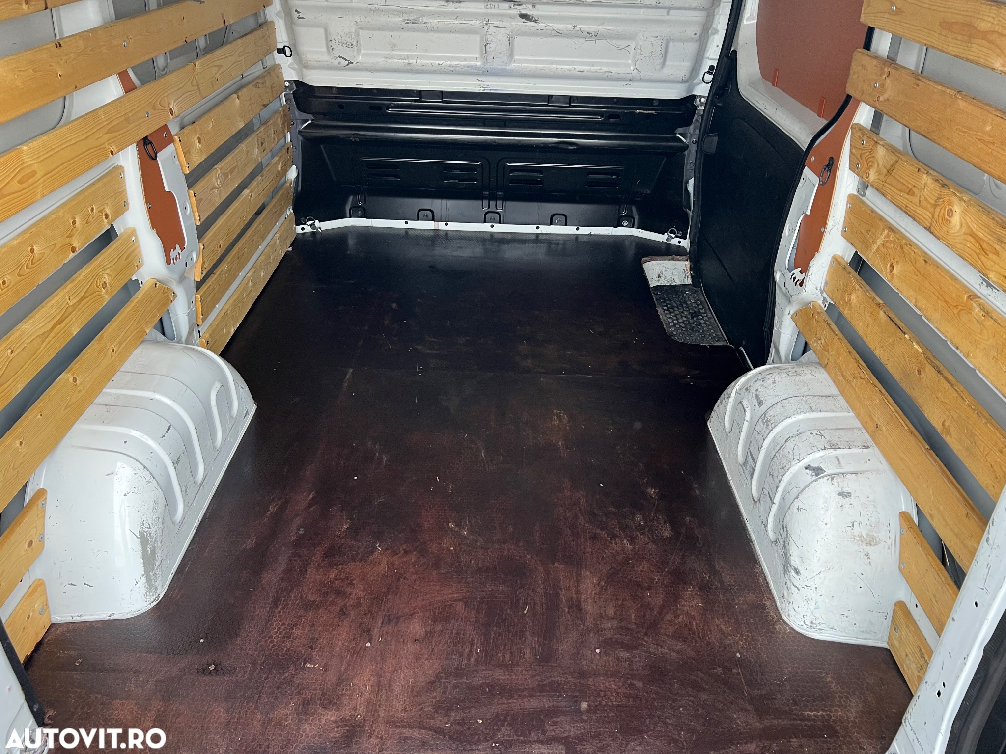 Renault TRAFIC - 17