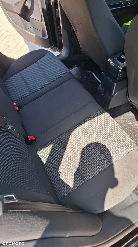 Volkswagen Golf 1.6 TDI Comfortline - 13