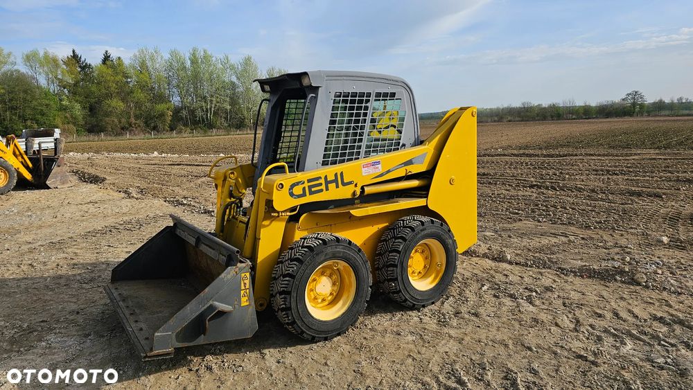 Gehl 4640 MINIŁADOWARKA widły - 1