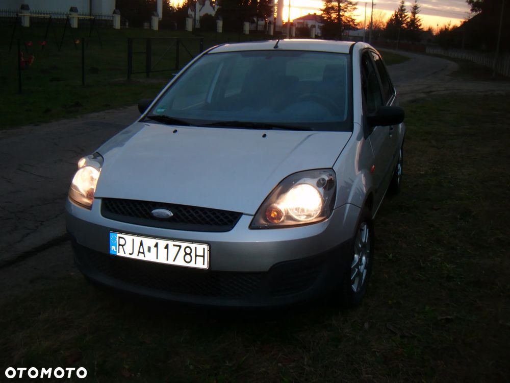 Ford Fiesta - 3