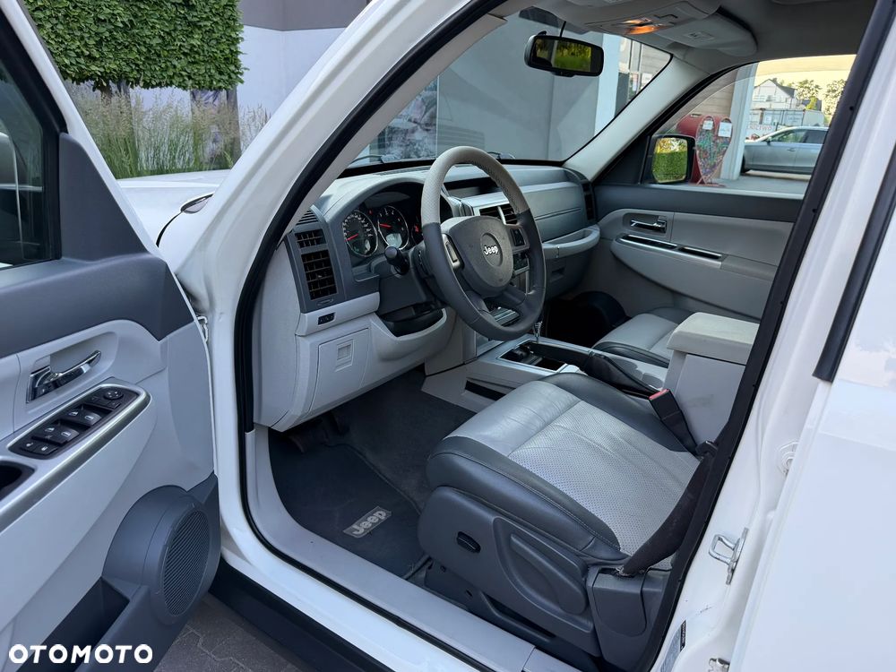 Jeep Cherokee 2.8 CRD DPF Automatik Limited Exclusive - 28