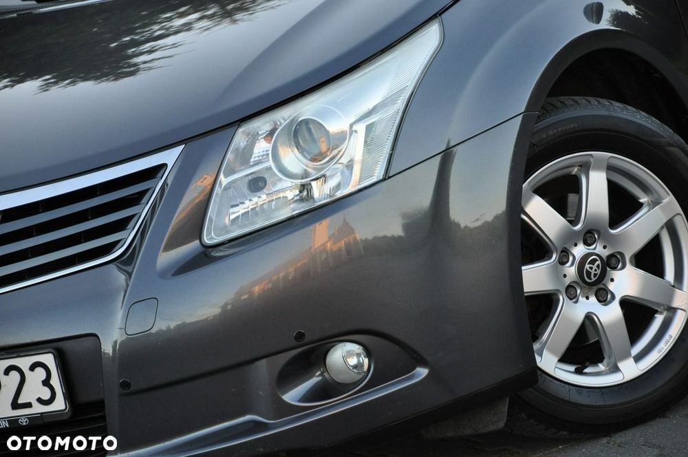 Toyota Avensis Touring Sports 1.8 Multidrive S Comfort - 8