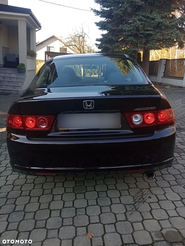 Honda Accord 2.0 Executive - 6