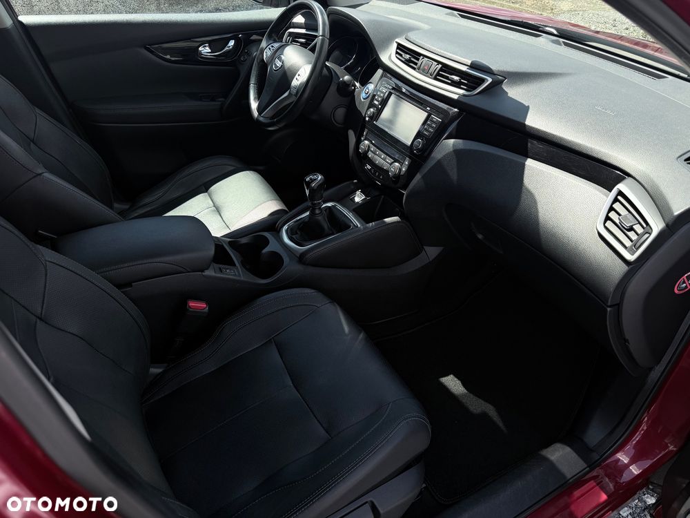 Nissan Qashqai 1.6 dCi Tekna S&S - 23