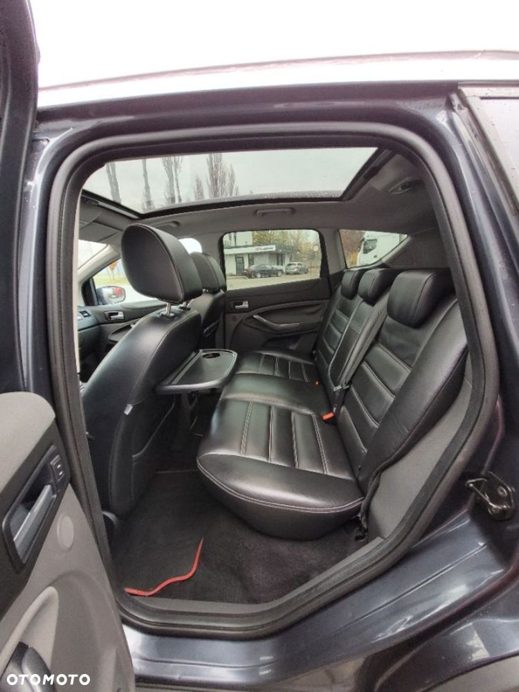 Ford Kuga 2.0 TDCi 4WD Titanium - 14