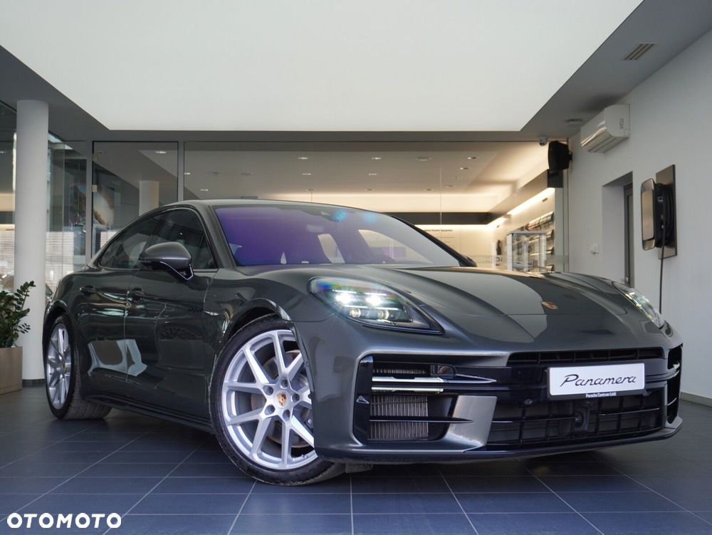 Porsche Panamera 4 E-Hybrid PHEV - 3