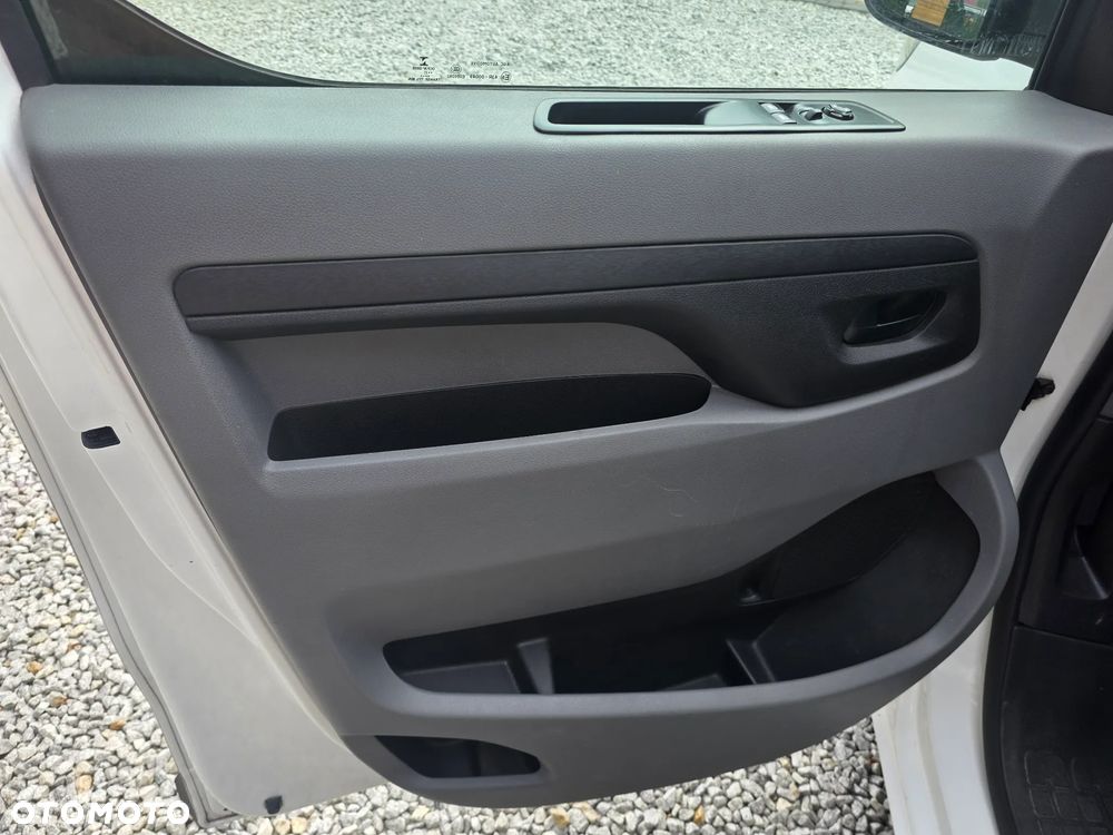 Toyota ProAce Kombi D-4D Medium 2,7t - 15