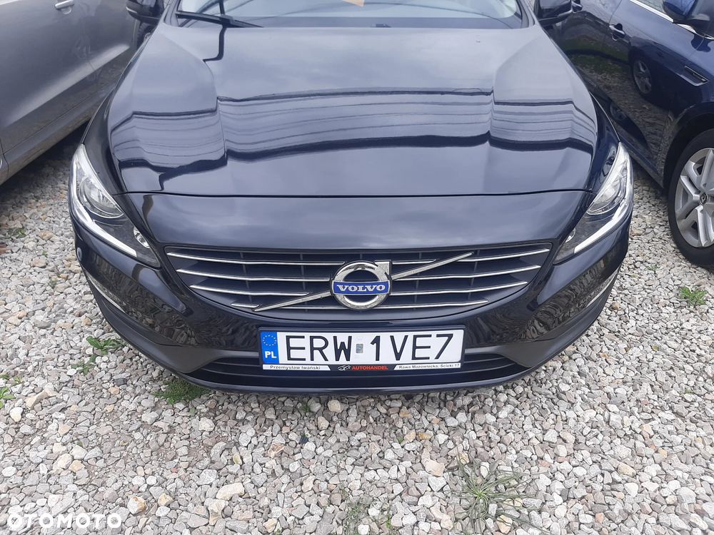 Volvo V60 D2 Momentum - 3