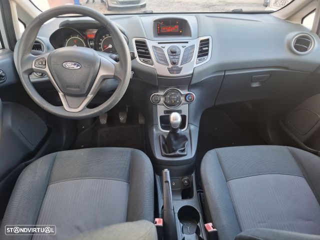Ford Fiesta 1.25 Trend - 7
