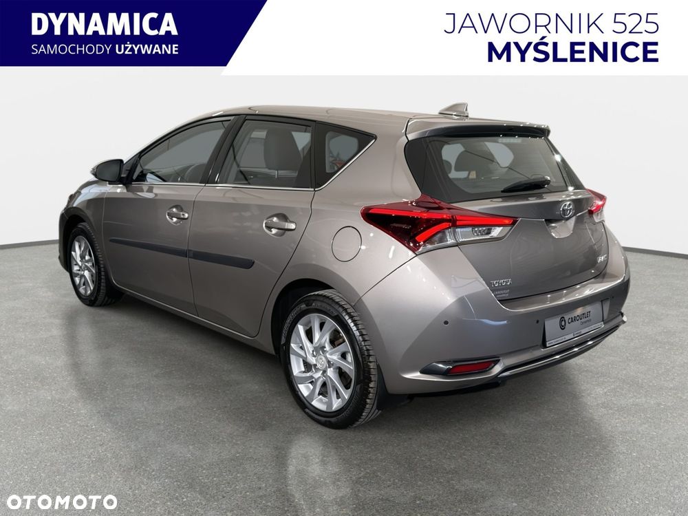 Toyota Auris - 7