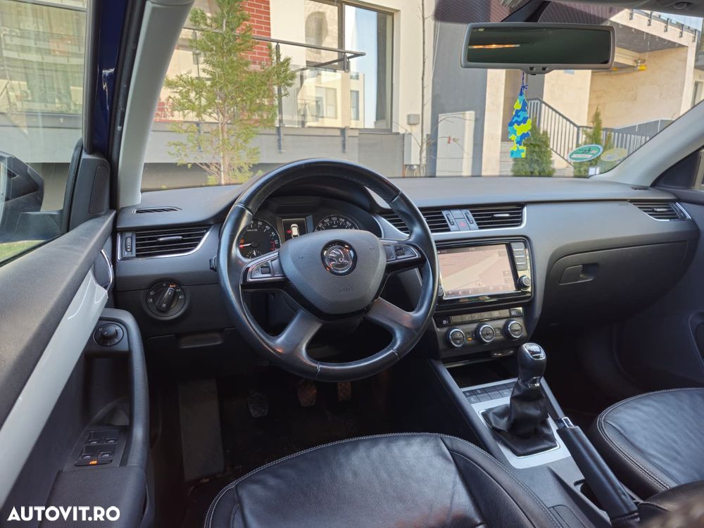 Skoda Octavia 1.6 TDI GREENLINE - 8