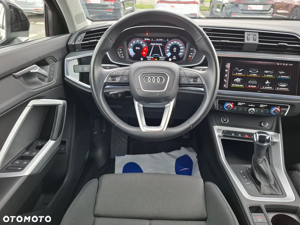 Audi Q3 35 TFSI S tronic - 16