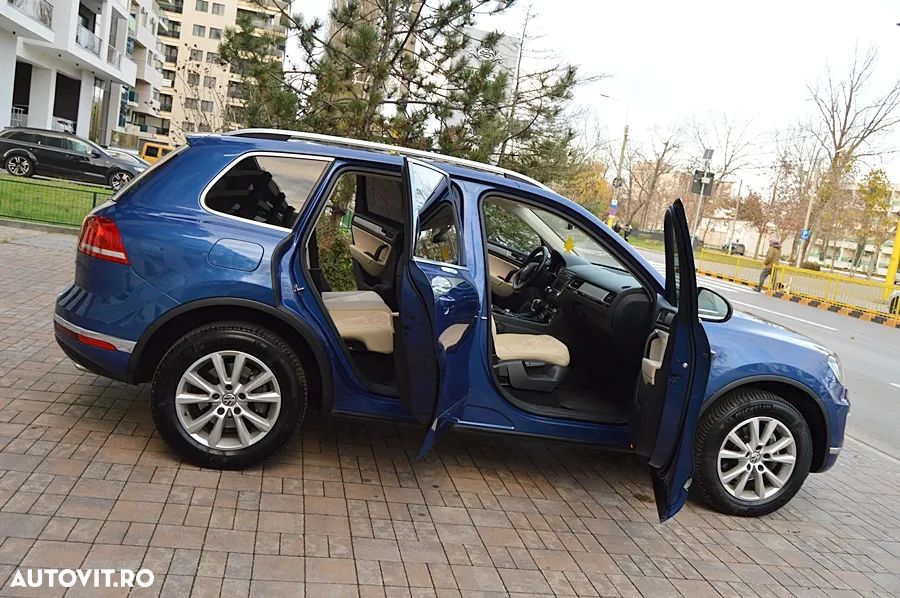 Volkswagen Touareg 3.0 V6 TDI SCR Blue Motion DPF Automatik - 34