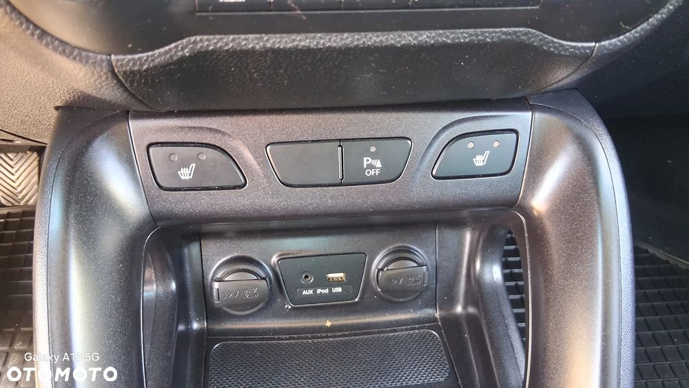 Hyundai ix35 2.0 CRDi 4WD Premium - 16