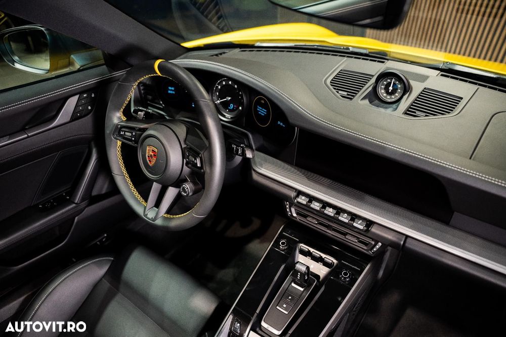 Porsche 911 4S PDK - 25