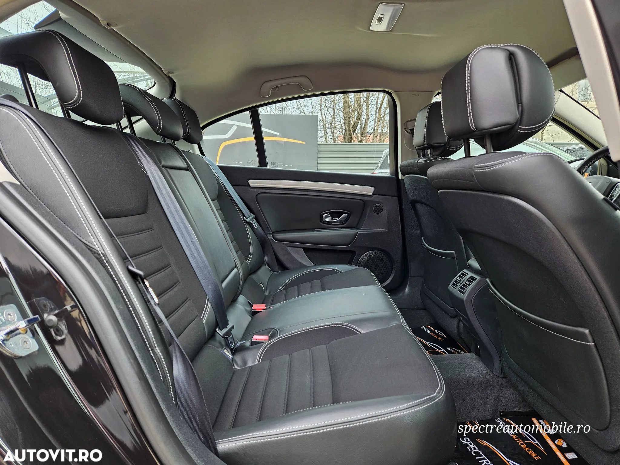 Renault Laguna dCi 110 FAP Limited - 12