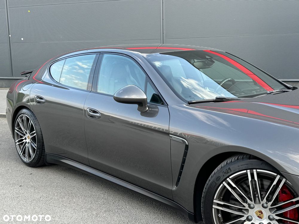 Porsche Panamera - 19