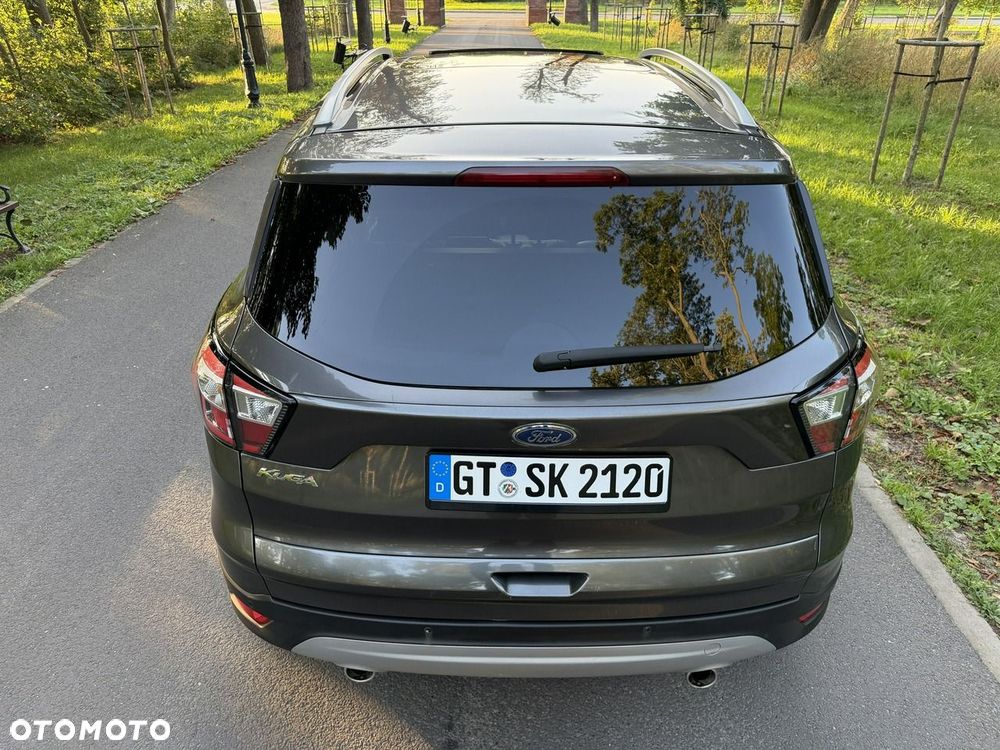 Ford Kuga - 10