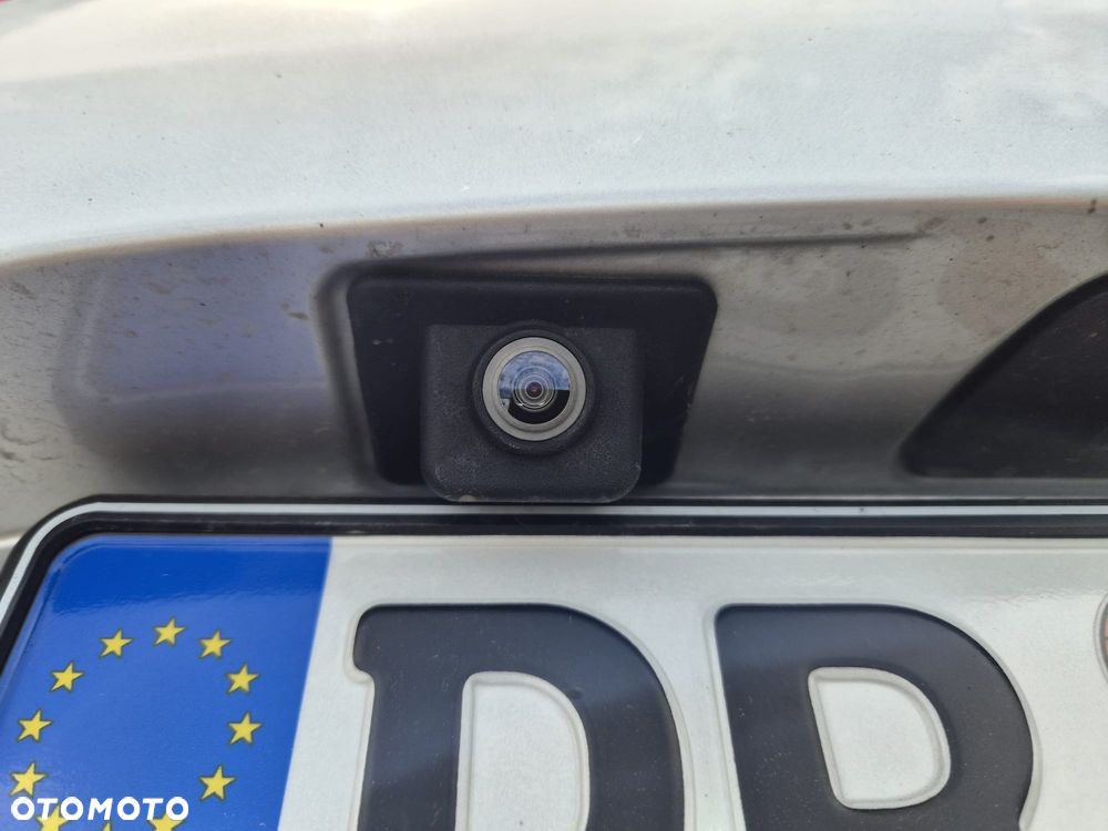 Opel Crossland X 1.2 T Design Line S&S - 14