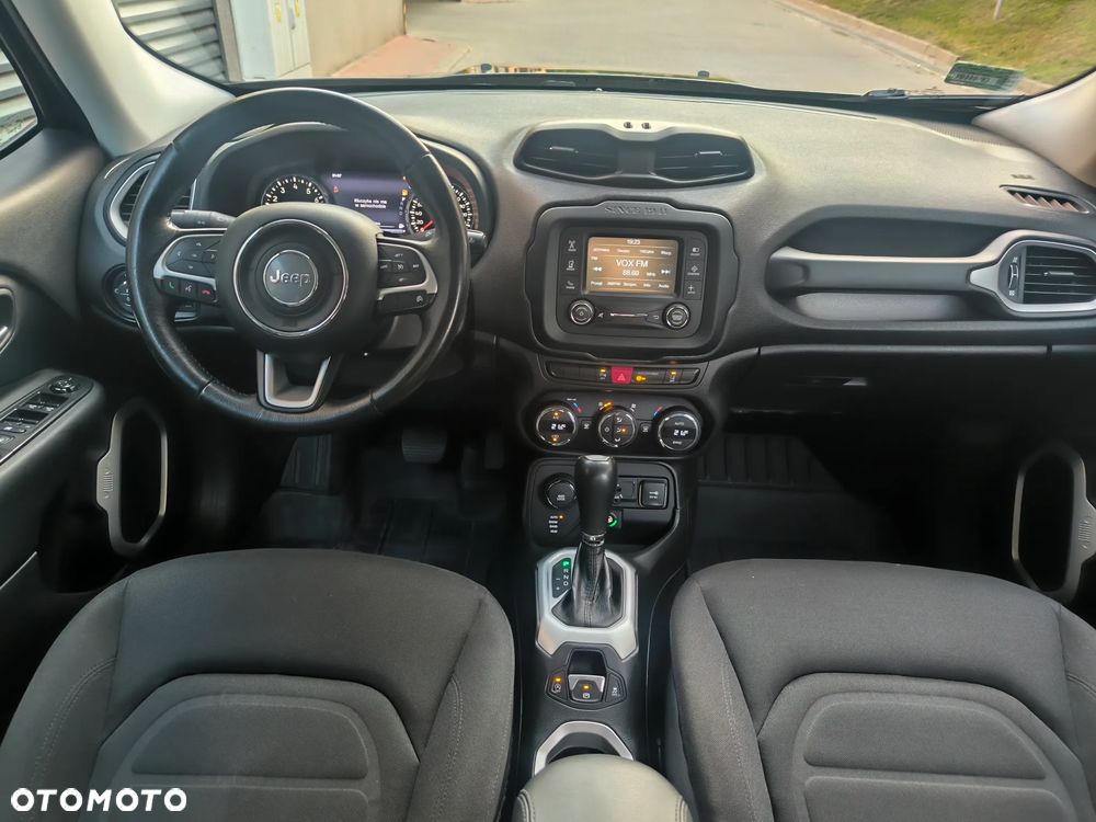Jeep Renegade - 15