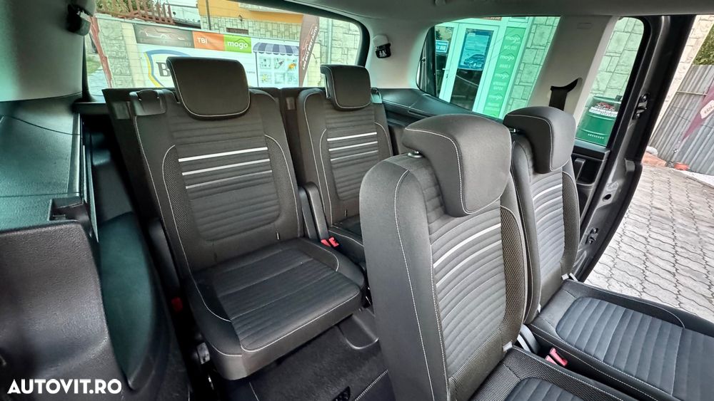 Volkswagen Sharan 2.0 TDI DSG BlueMotion Technology Highline - 8