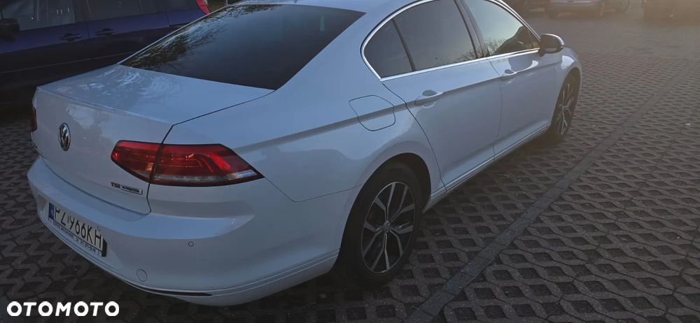 Volkswagen Passat 1.8 TSI BMT Comfortline - 13