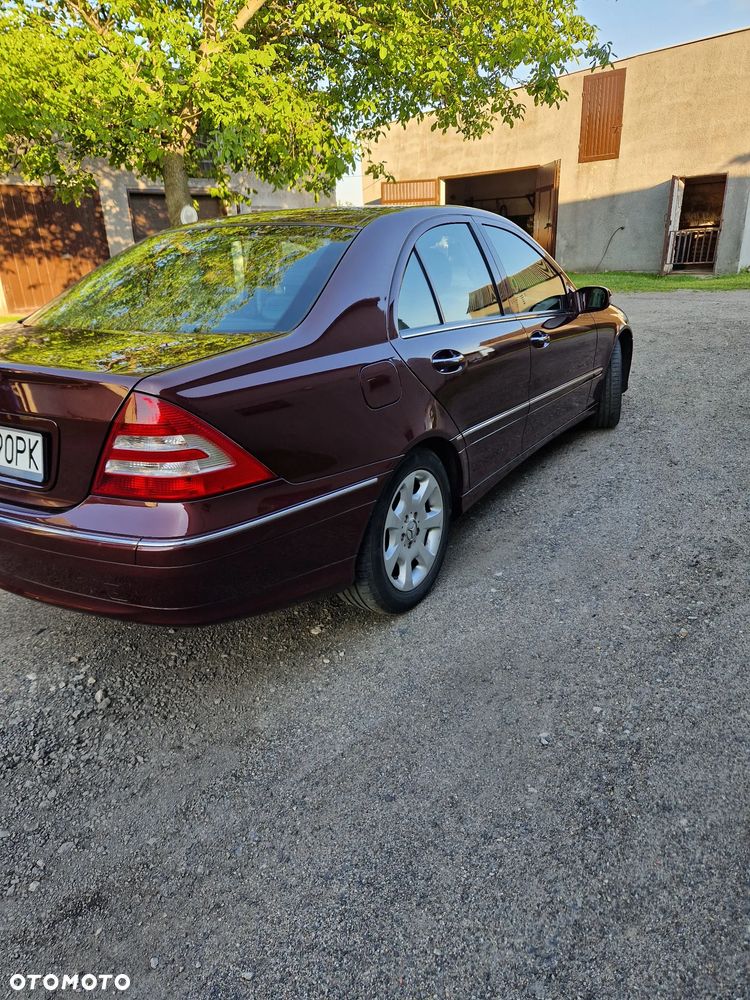Mercedes-Benz Klasa C 200 CDI Elegance - 3